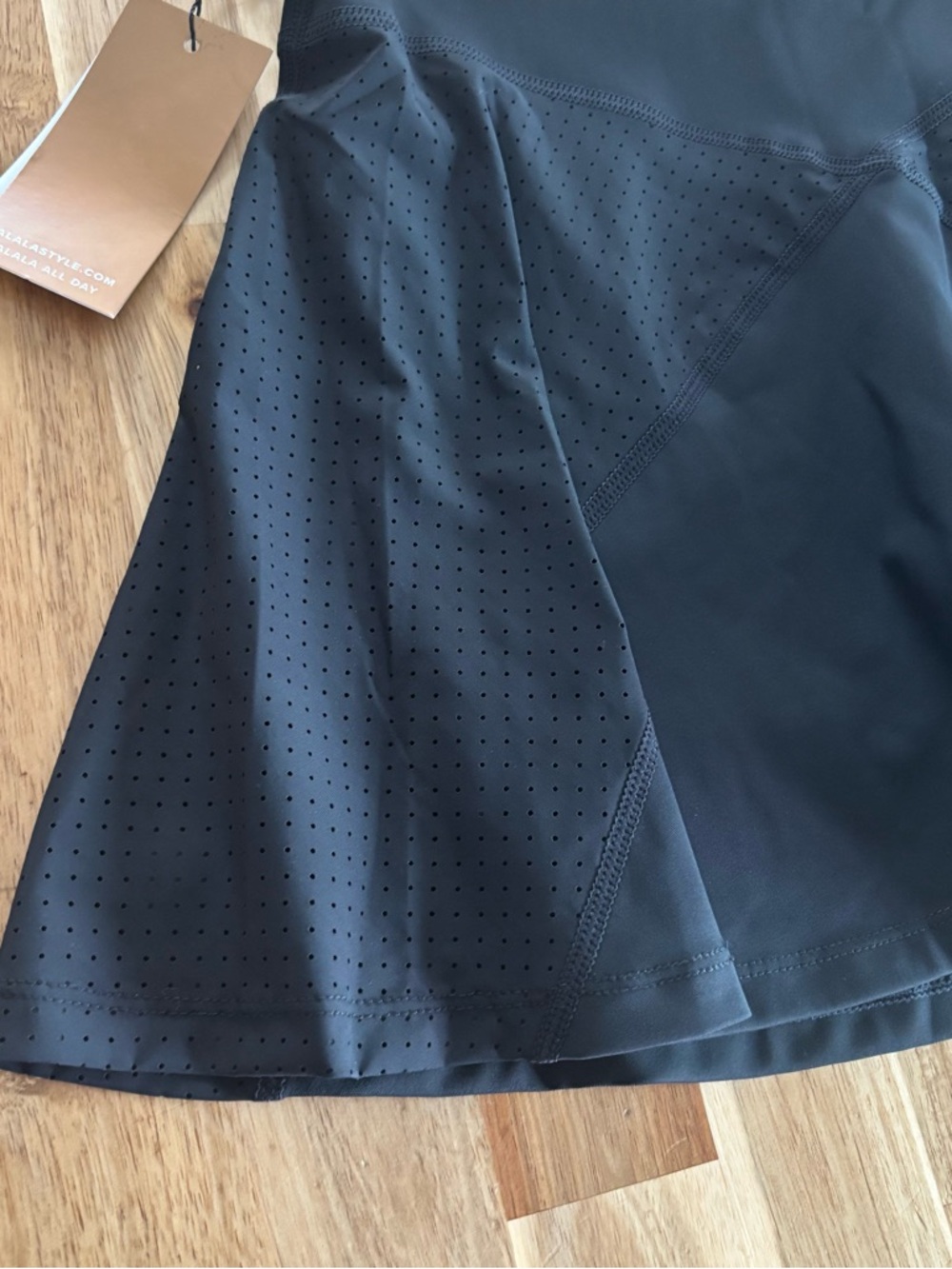NWT Alala Rally Skort - Picture 4 of 9